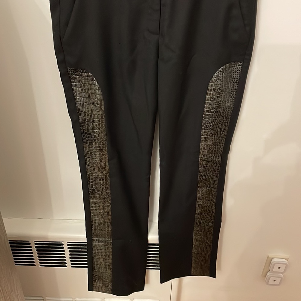 Pants - Picture 5 of 6